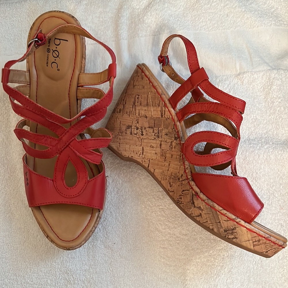 Red Sandals - Picture 3 of 4
